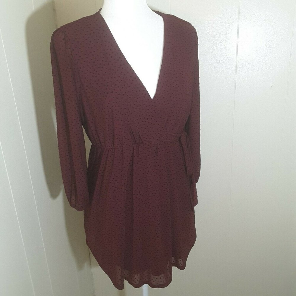 Siren Lily Maternity Women's Blouse Size L Cap Sleeve Burgundy Black Polka Dot